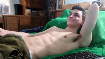 Gay_Twink_Guy  18-03-2021